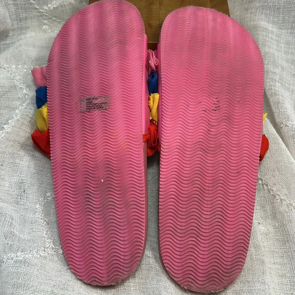 Hanna Andersson almost NEW slide sandals